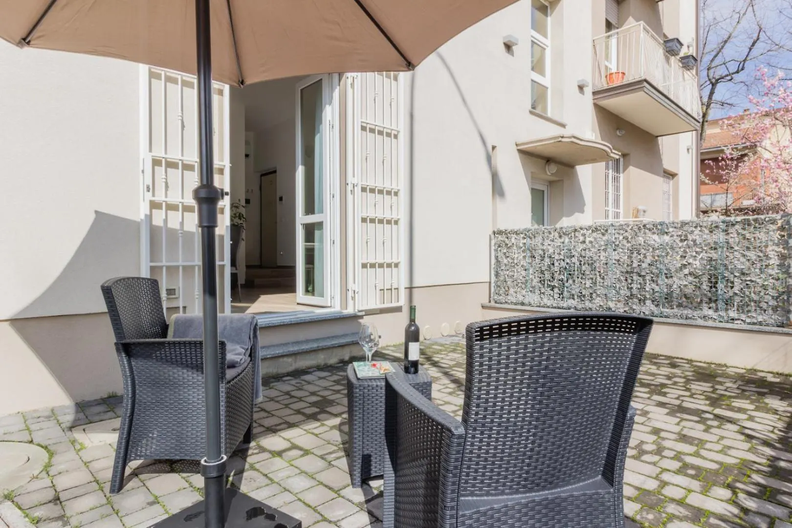 Maggie House Apartment Piacenza Italy